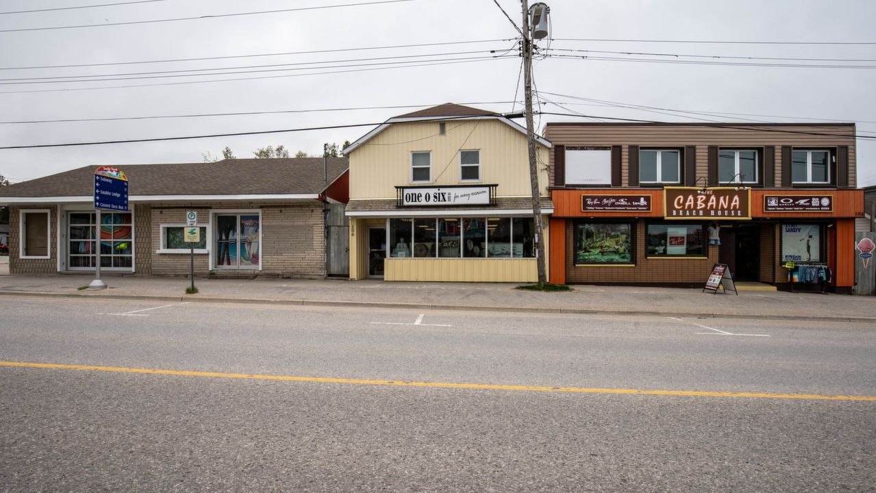 106 Main Street, Sauble Beach, ON, N0H 2G0 Scene 3