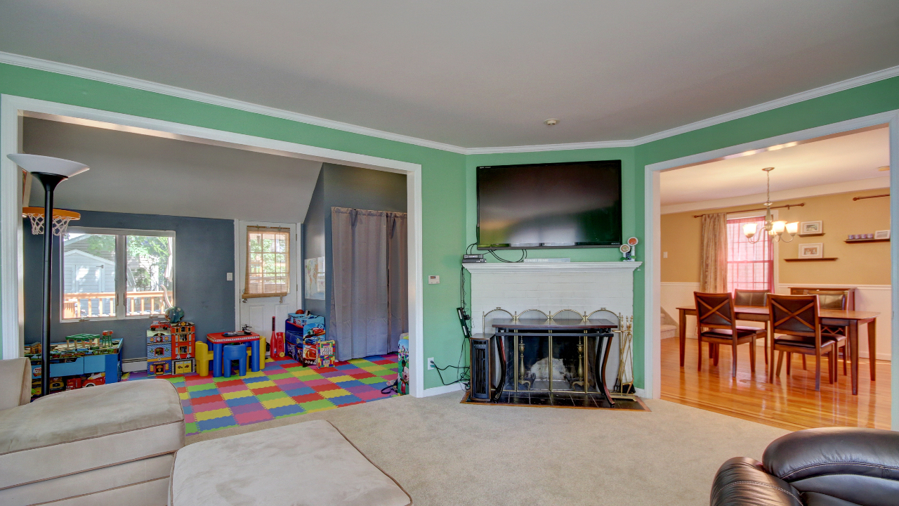 Living Room-Playroom