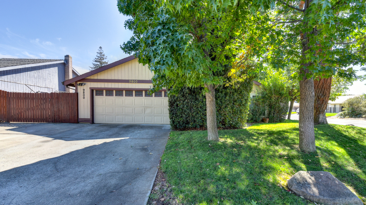 9800 Woodhollow Way, Sacramento, CA, 95827 Scene 1