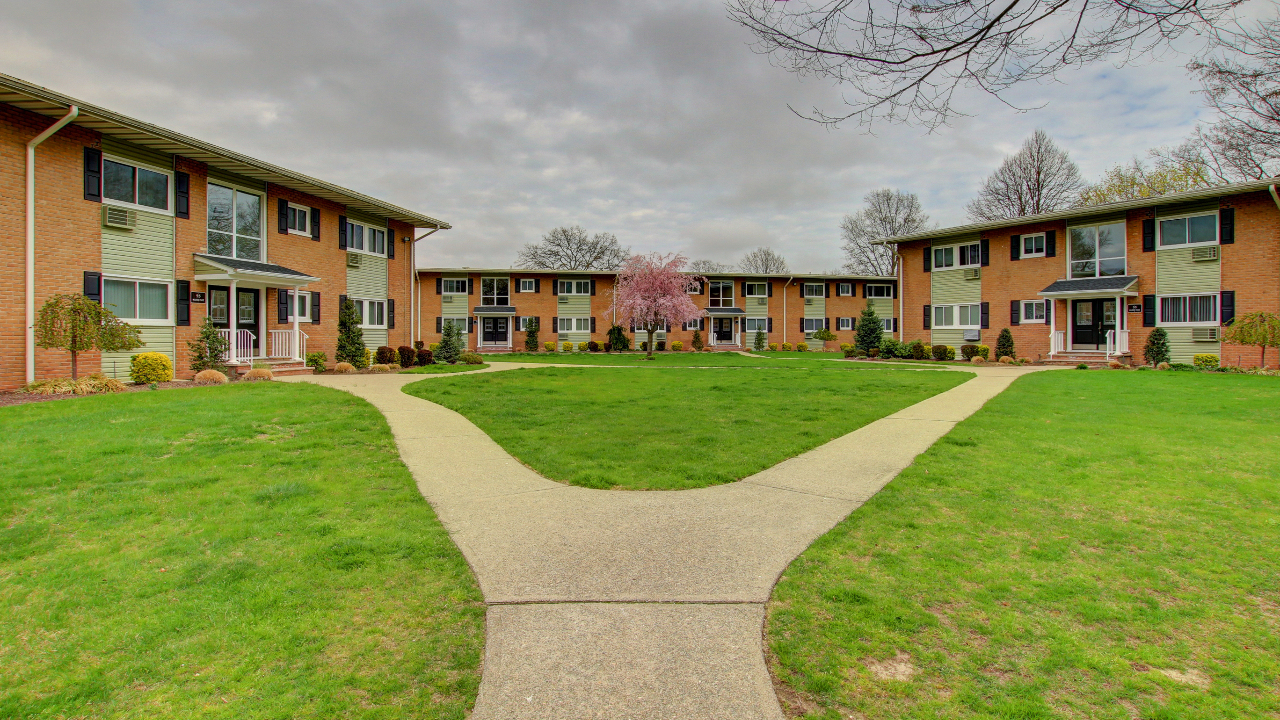 Condo Gournds