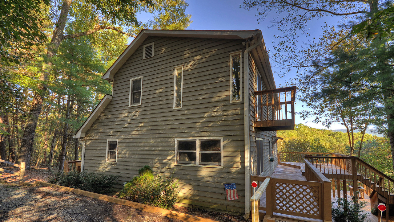 204 Hunter Hill Way, Ellijay, GA, 30540 Scene 2