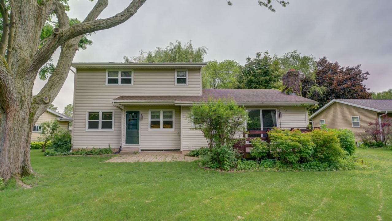 849 Lori Ln, Sun Prairie-10