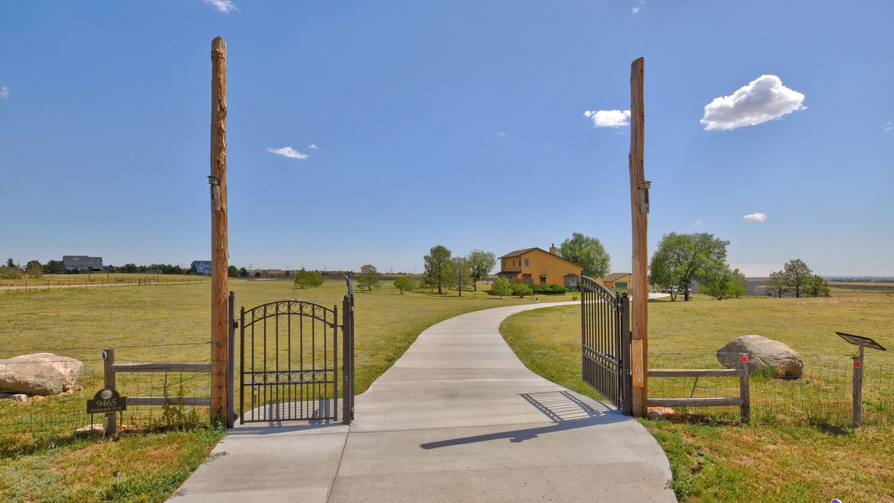 Private Driveway