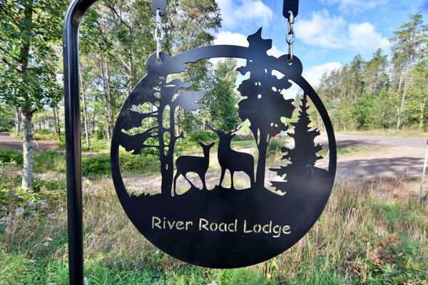 River-Road-Lodge3