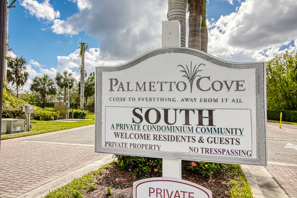 Palmetto Cove Sign
