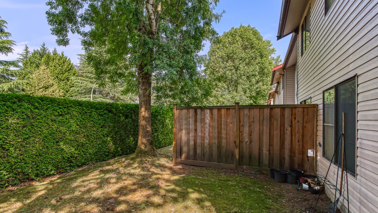 49-13990 74 Ave, Surrey, BC, V3W 7E6 Scene 3