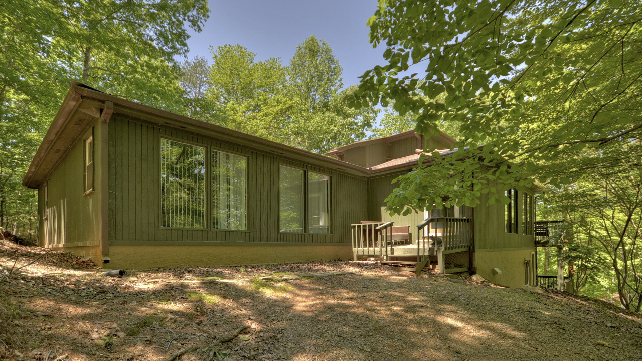 49 Tara Dr, Ellijay, GA, 30540 Scene 2