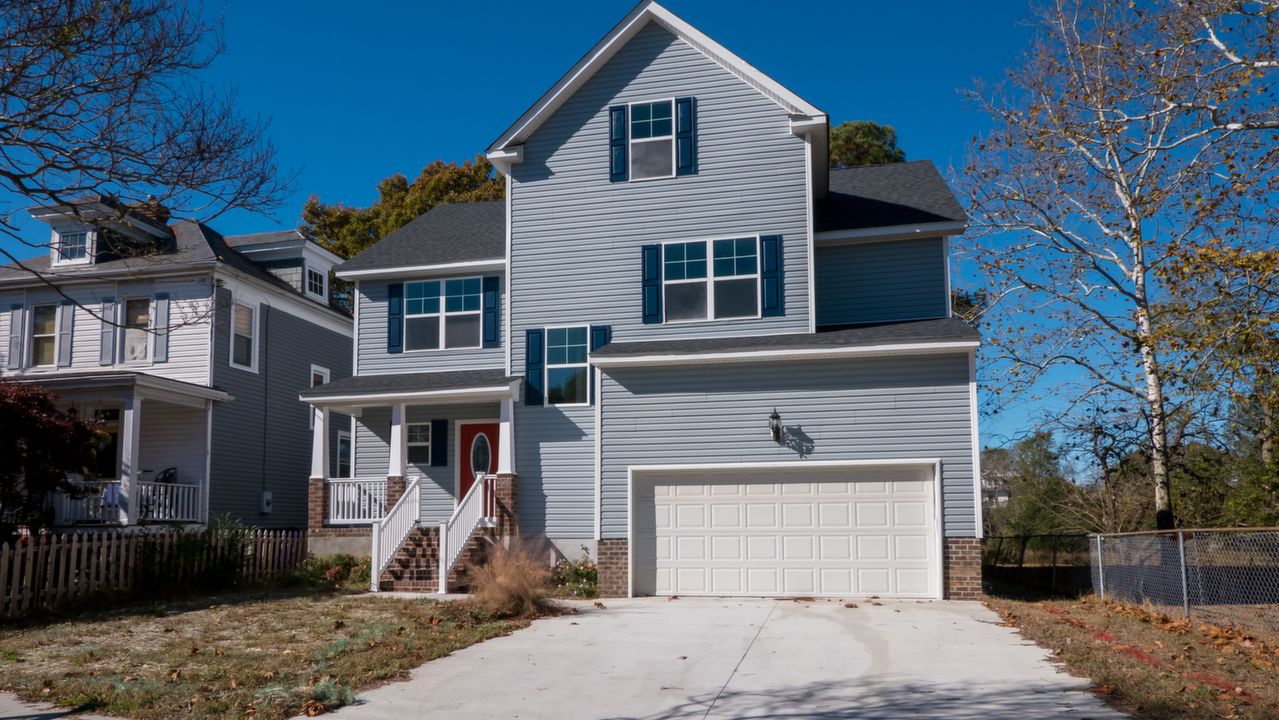 1726 Fontainebleau Crescent, Norfolk, VA, 23509 Scene 2