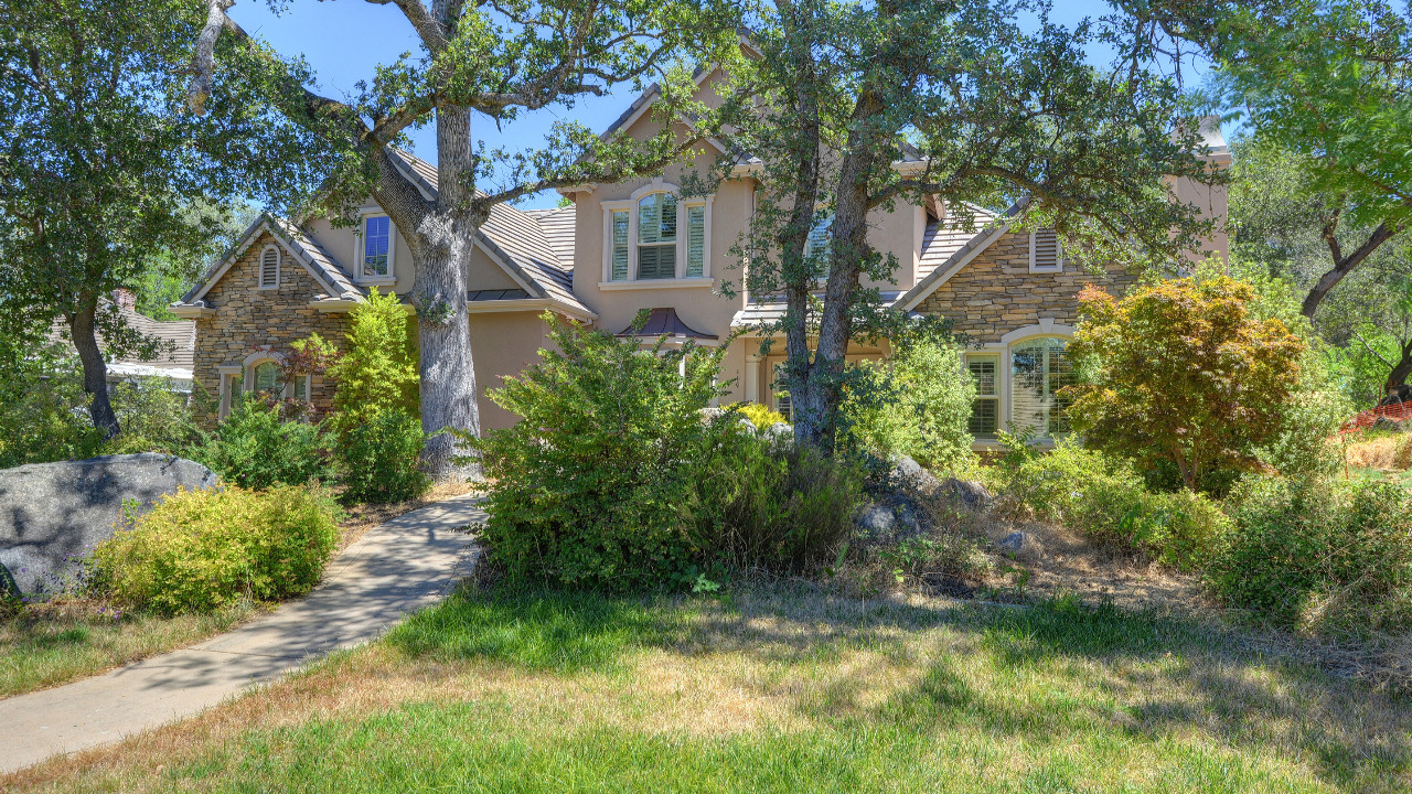 110 Hollyann Drive, Folsom, CA, 95630 Scene 2