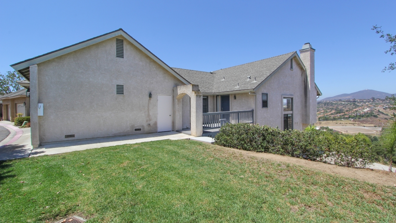 11525 Hadar Dr., San Diego, CA, 92126 Scene 2