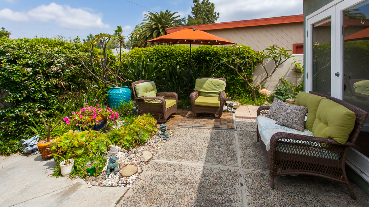 Lush Courtyard