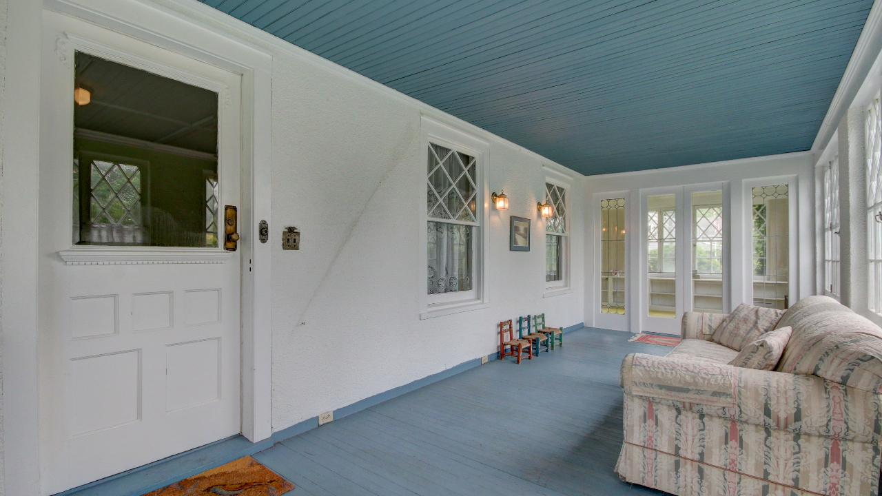 Enclosed Porch