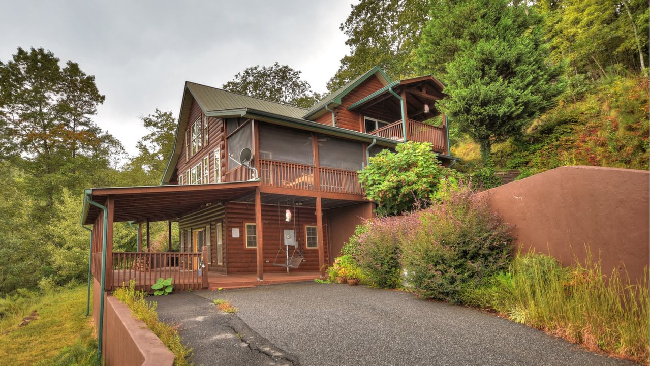 375 Garrett Lane, Ellijay, GA, 30536 Scene 2