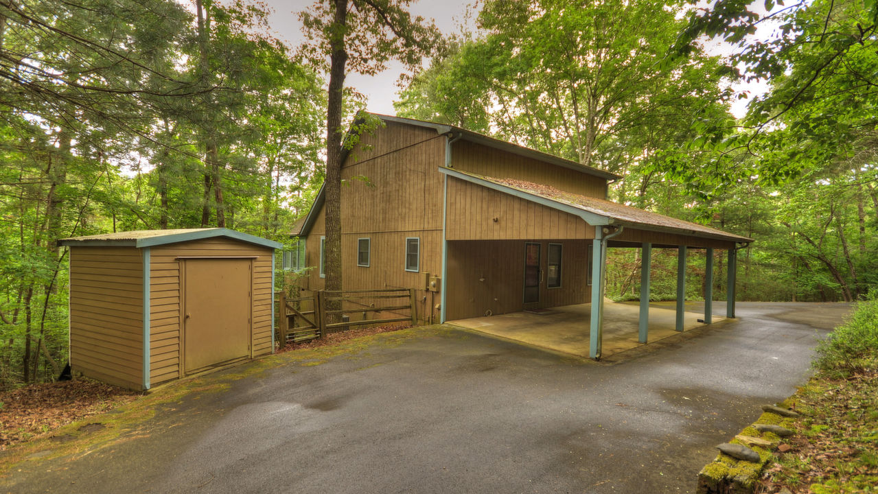 141 Indian Cove rd, Ellijay, GA, 30536 Scene 1