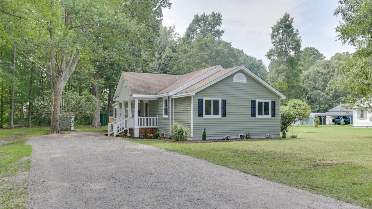 Front of Home/Driveway