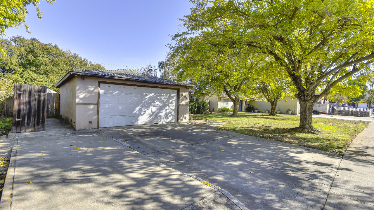 2995 Hunt Drive, Rancho Cordova, CA, 95670 Scene 1