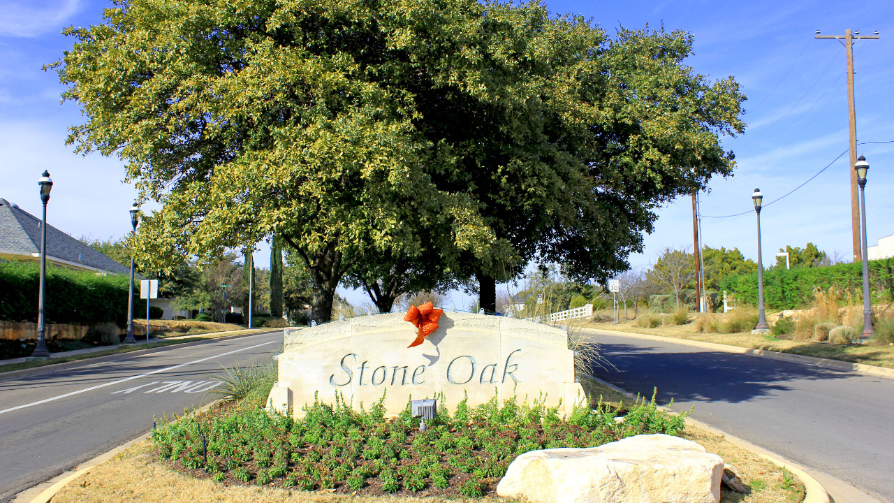 Stone Oak Entrance