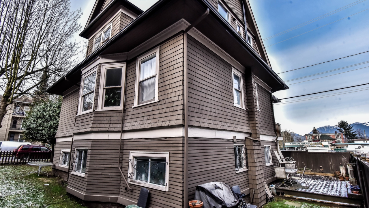 2536 Guelph St., Vancouver, BC, V5T 1W9 Scene 3