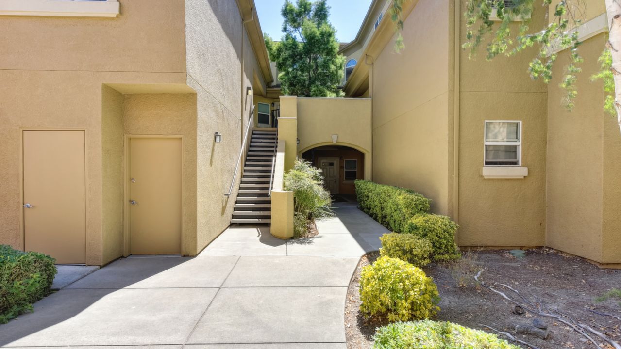 1900 Danbrook Dr #627, Sacramento, CA, 95835 Scene 2