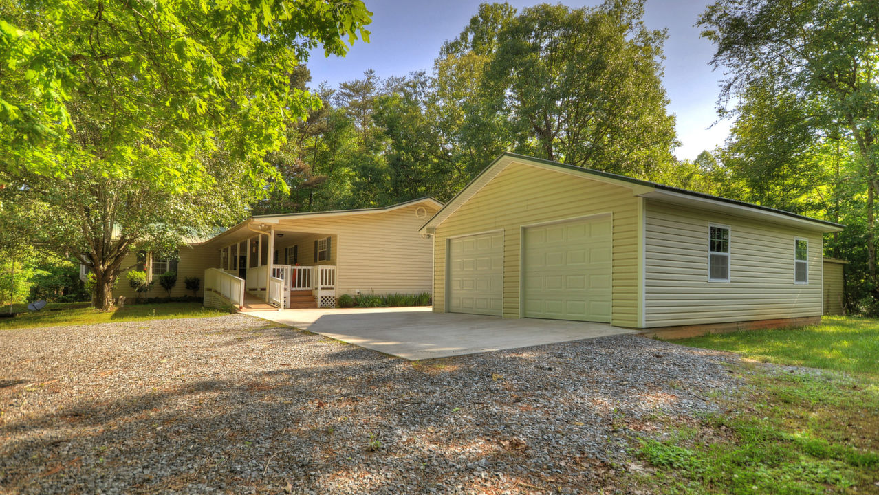 11 Johns Ridge rd, Blue Ridge, GA, 30513 Scene 2