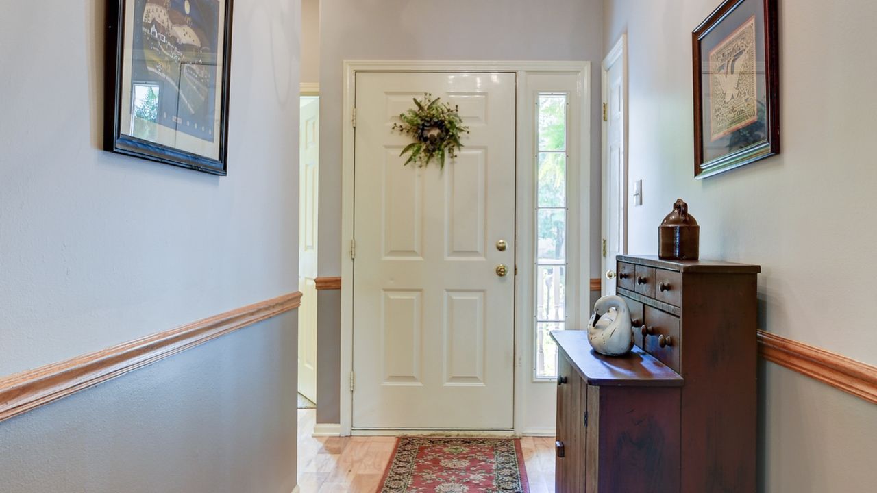 ENTRYWAY