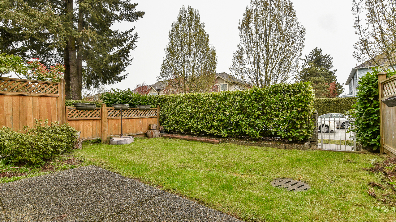 26 8289 121A STREET, Surrey, BC, V3W 1G6 Scene 4