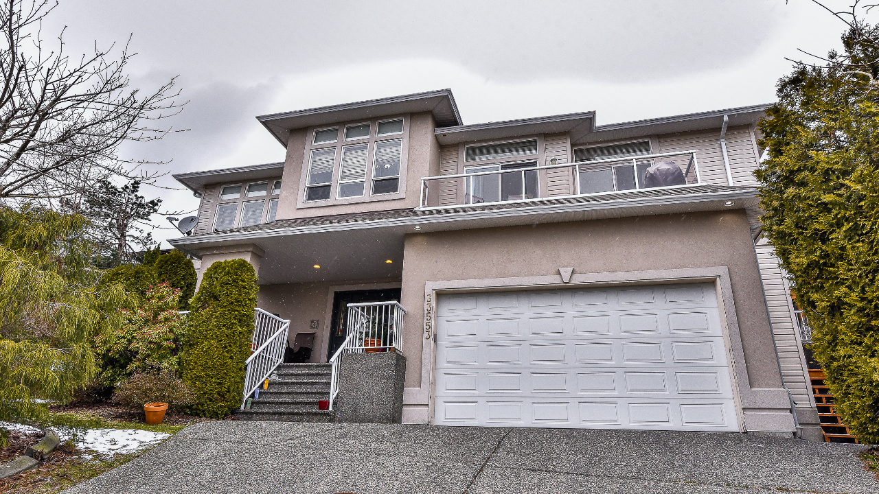 33553 CARION COURT, Mission, BC, V2V 6Z2 Scene 1