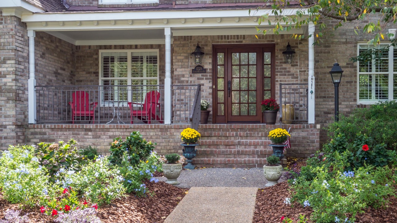 Front Porch and Entrance