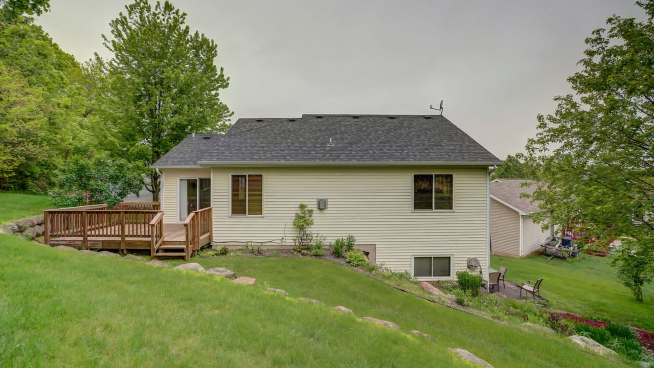 5253 Ridge Oak Drive, Madison-13