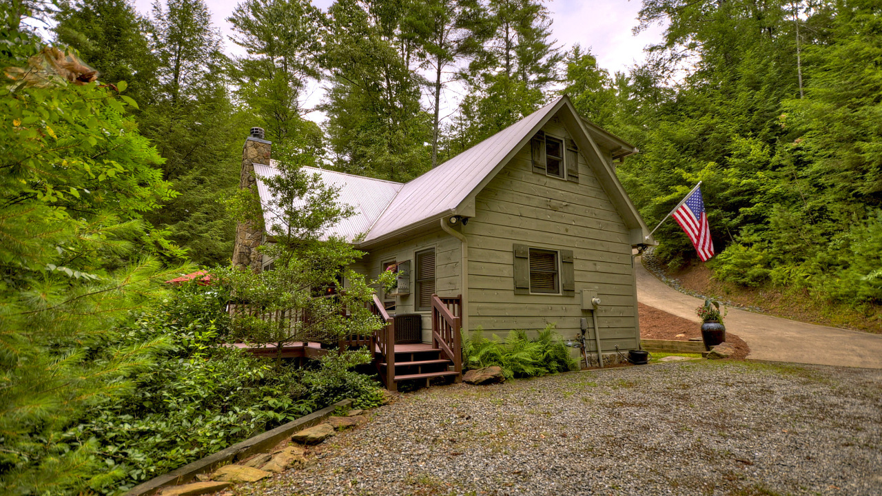 687 Indian Cave rd, Ellijay, GA, 30540 Scene 2