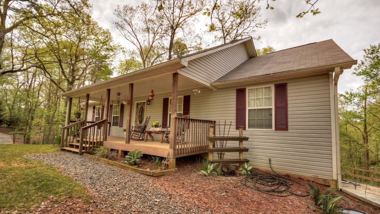 165 Zeblin rd, Ellijay, GA, 30540 Scene 2