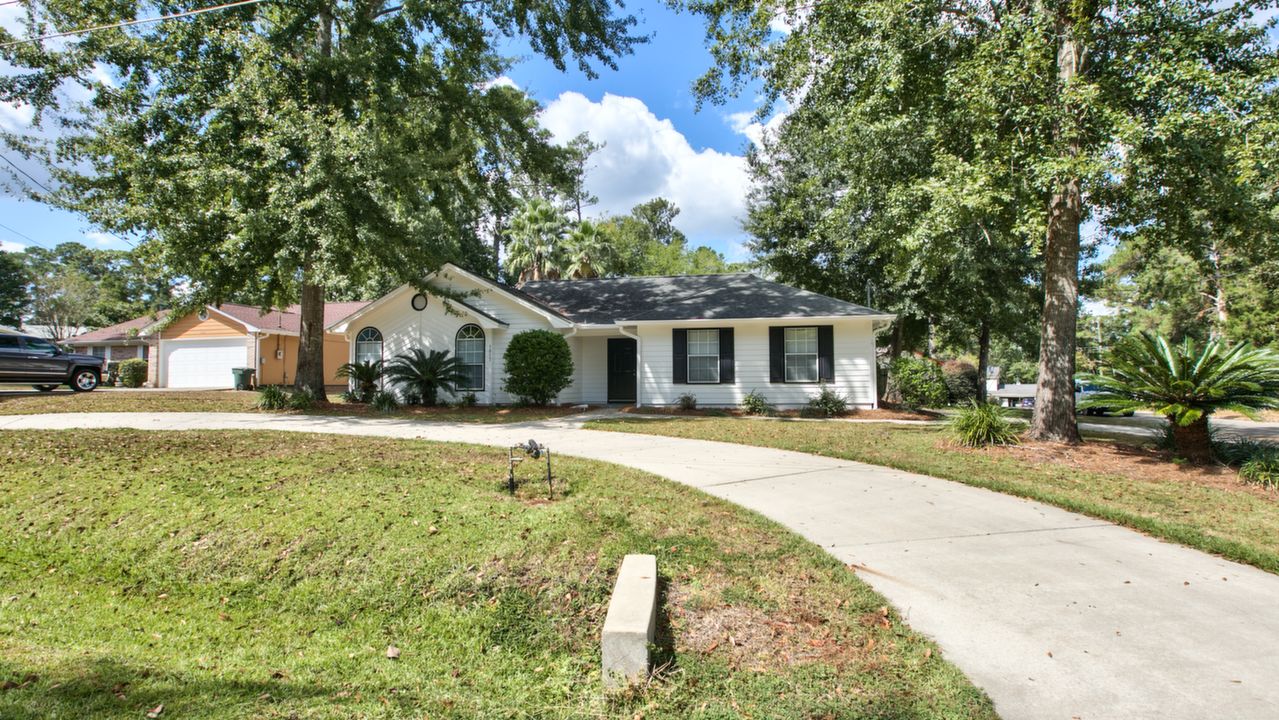 1057 Medieval Pl, Tallahassee, FL, 32302 Scene 2