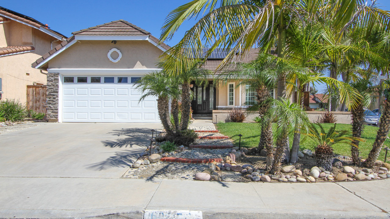 10979 Barbados Way, San Diego, CA, 92126 Scene 2