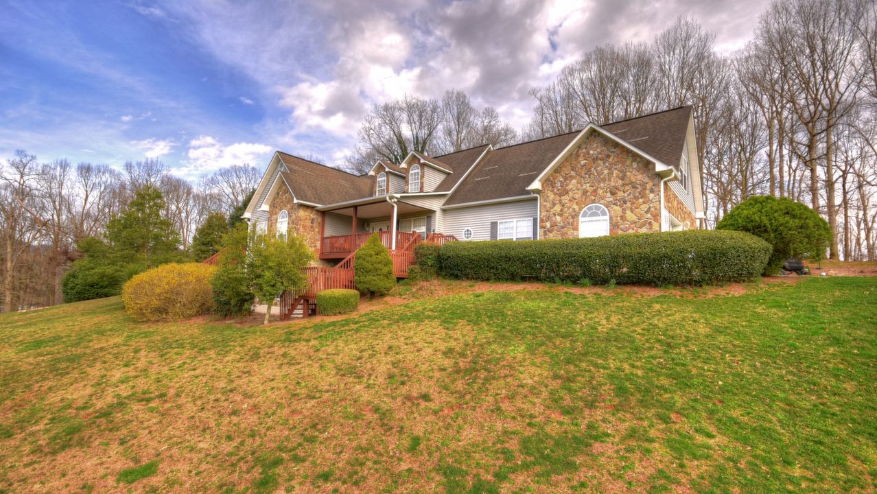 53 New Liberty Trail, Ellijay, GA, 30536 Scene 2