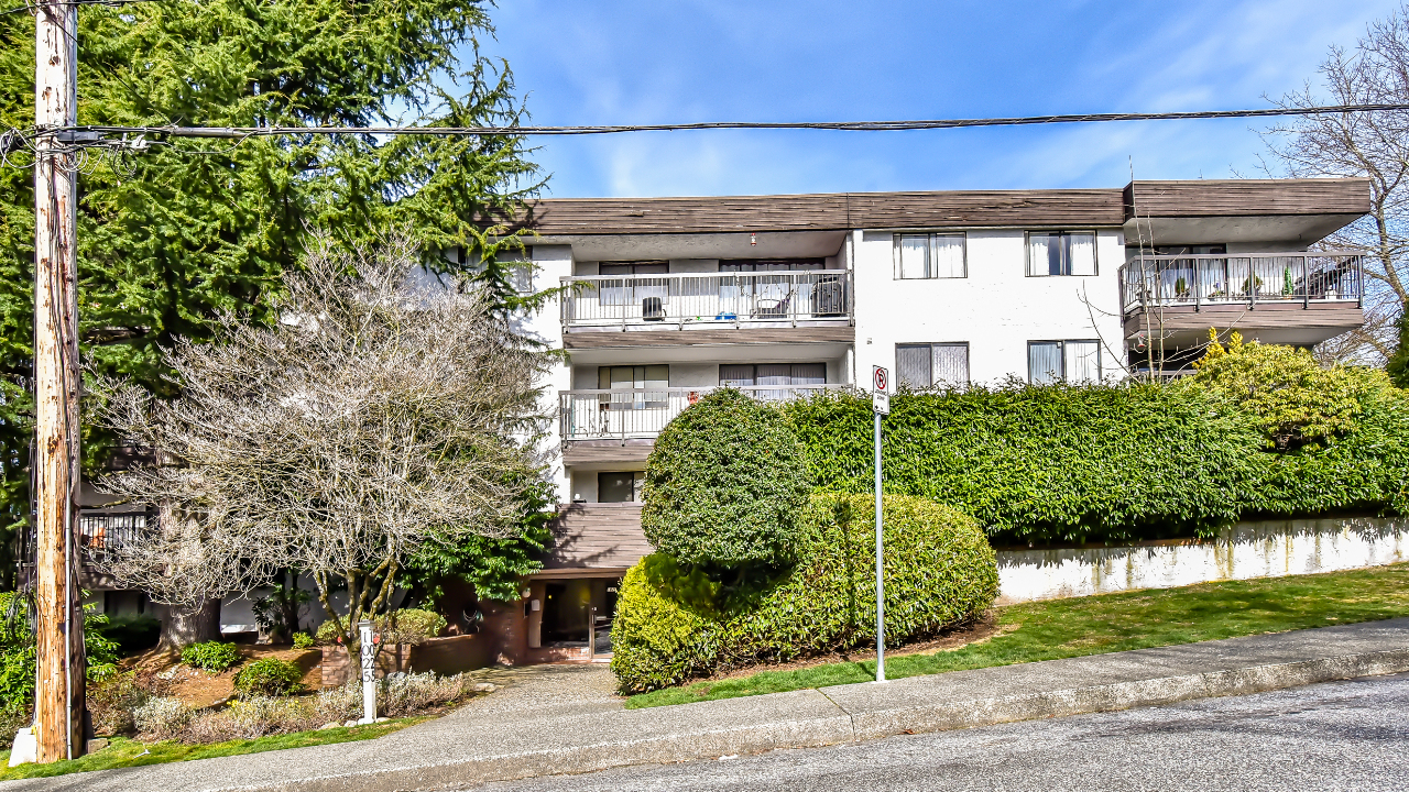 #302-1025 Cornwall St., New Westminster, BC, V3M 3Y5 Scene 1