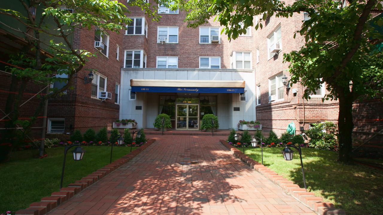 106-15 Queens Blvd #4J, Forest Hills, NY, 11375 Scene 1