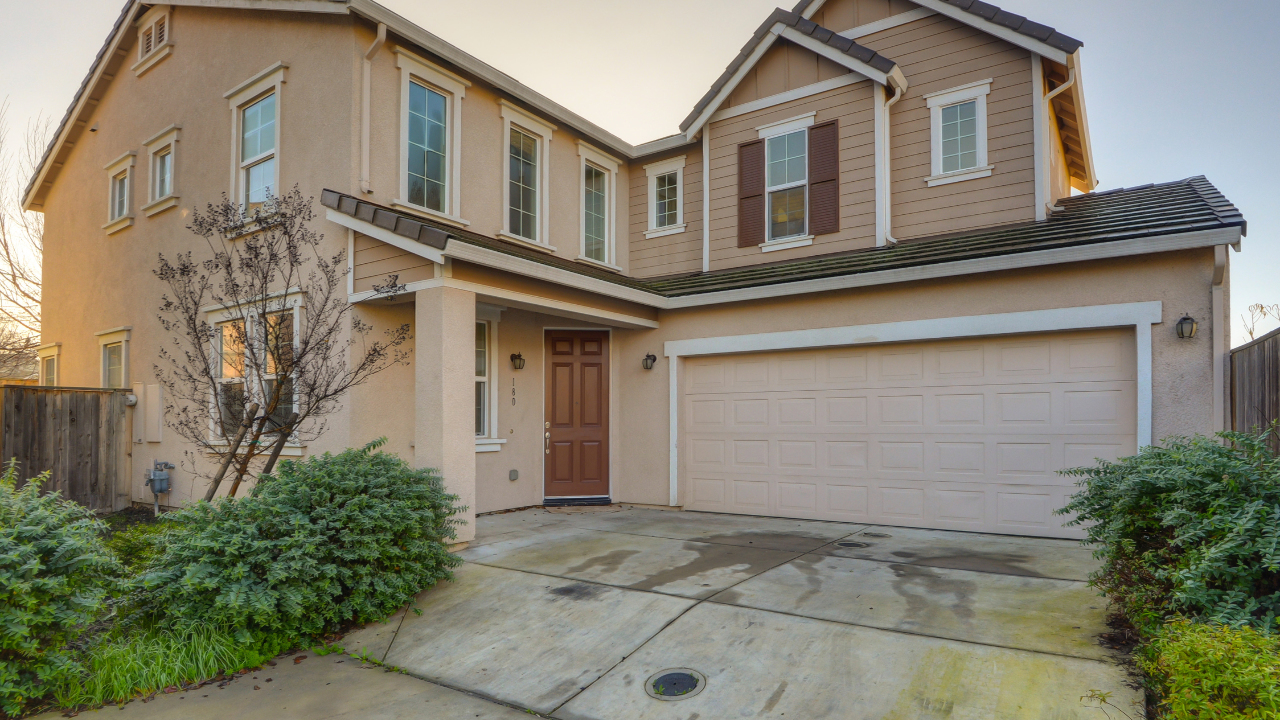 180 Picasso Circle, Sacramento, CA, 95835 Scene 1