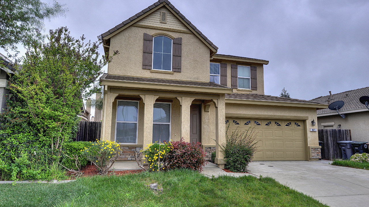 10073 Upshaw Way, Elk Grove, CA, 95757 Scene 1