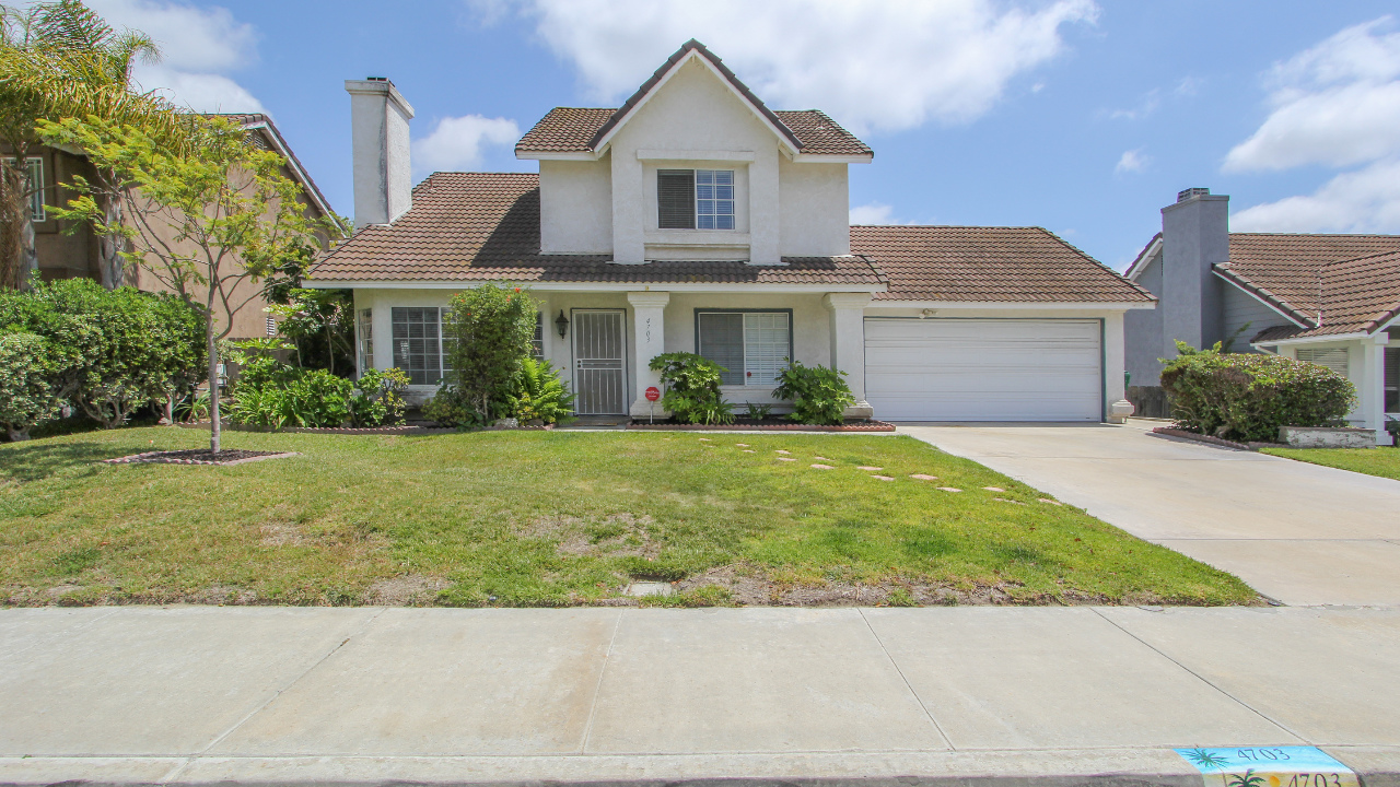 4703 Crestmont Pl., Oceanside, CA, 92056 Scene 1