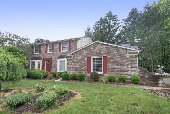 46146 Green Valley Court, Plymouth Twp