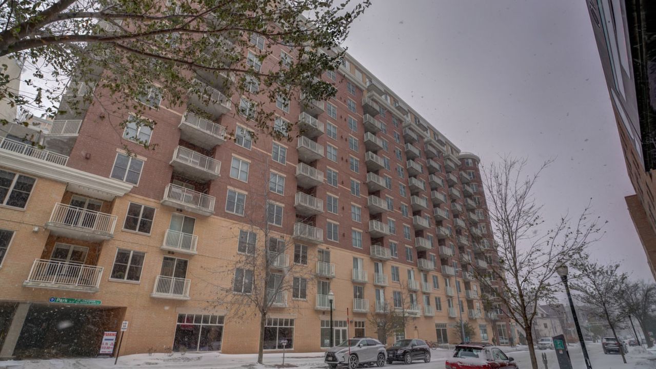 333 West Mifflin St Unit 3180 Madison-5