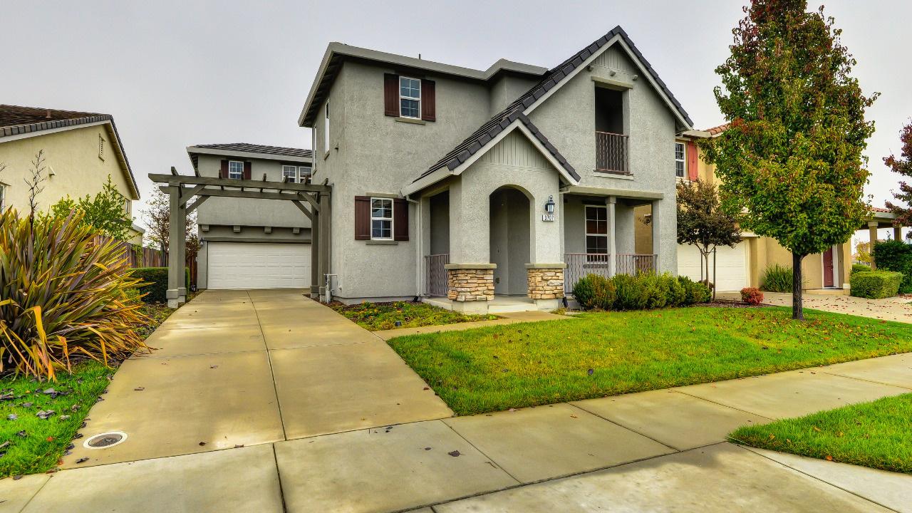 3707 Sardinia Island Way, Elk Grove, CA, 95834 Scene 1