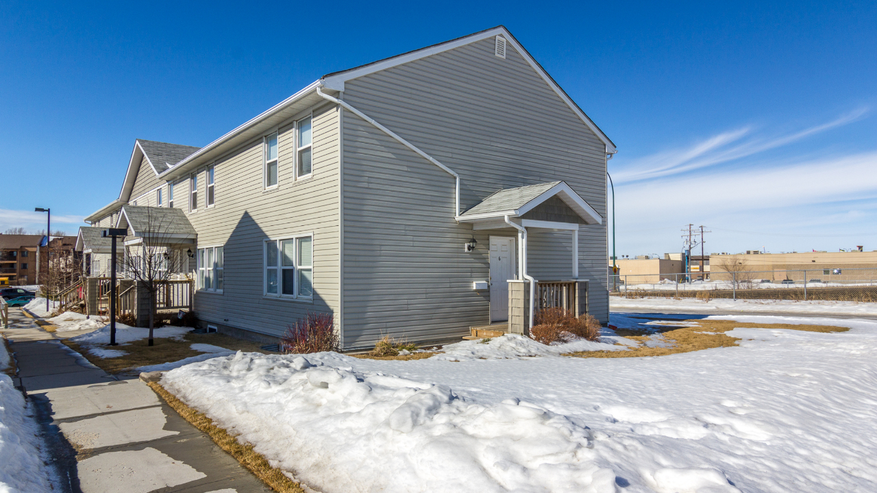 6-210 Camponi Pl, SK-101