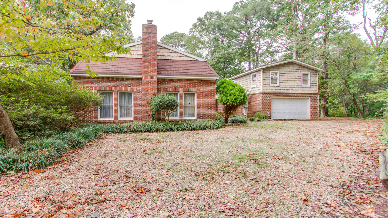 Side of Home/Garage