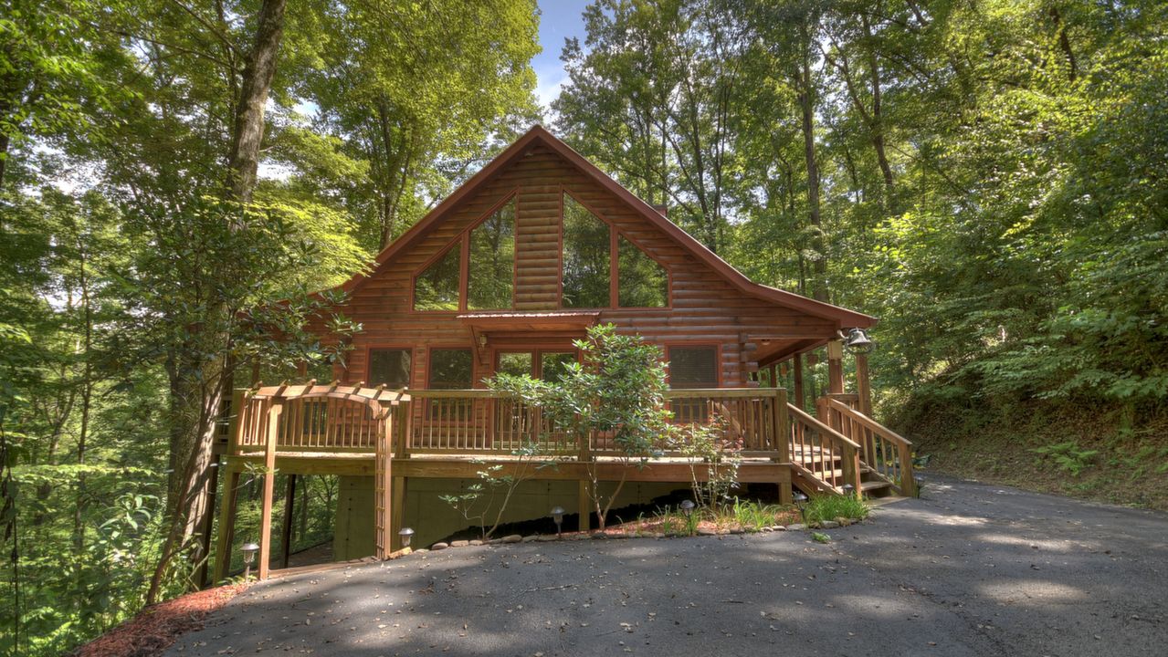 629 Valley Dr, Ellijay, GA, 30536 Scene 3