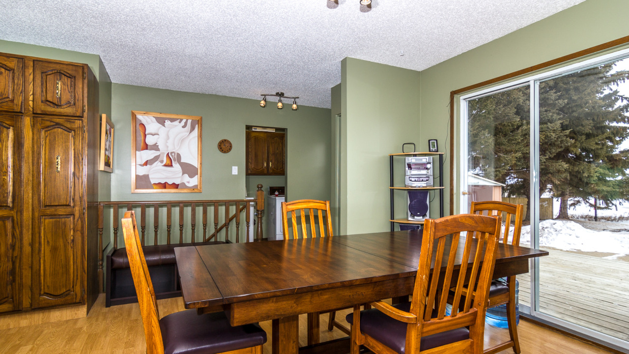 212 6 Ave E, Delisle, SK-106