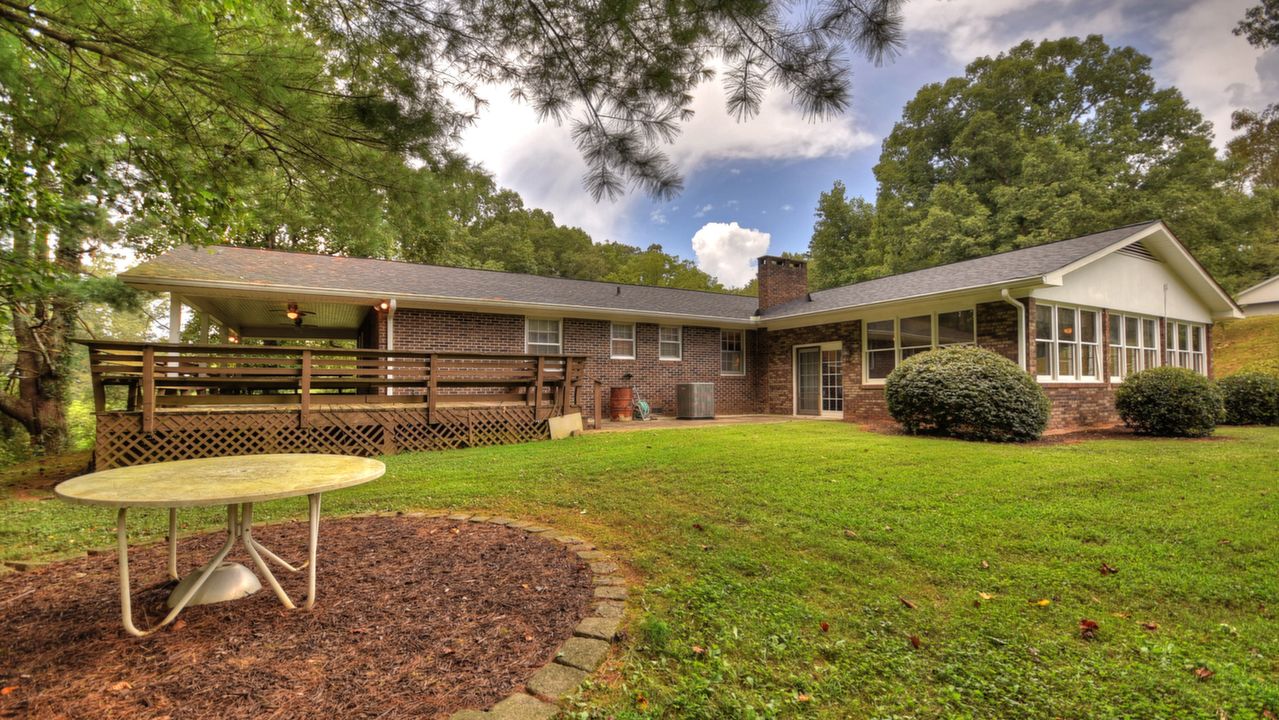 2837 Old Hwy 5 S, Ellijay, GA, 30540 Scene 3