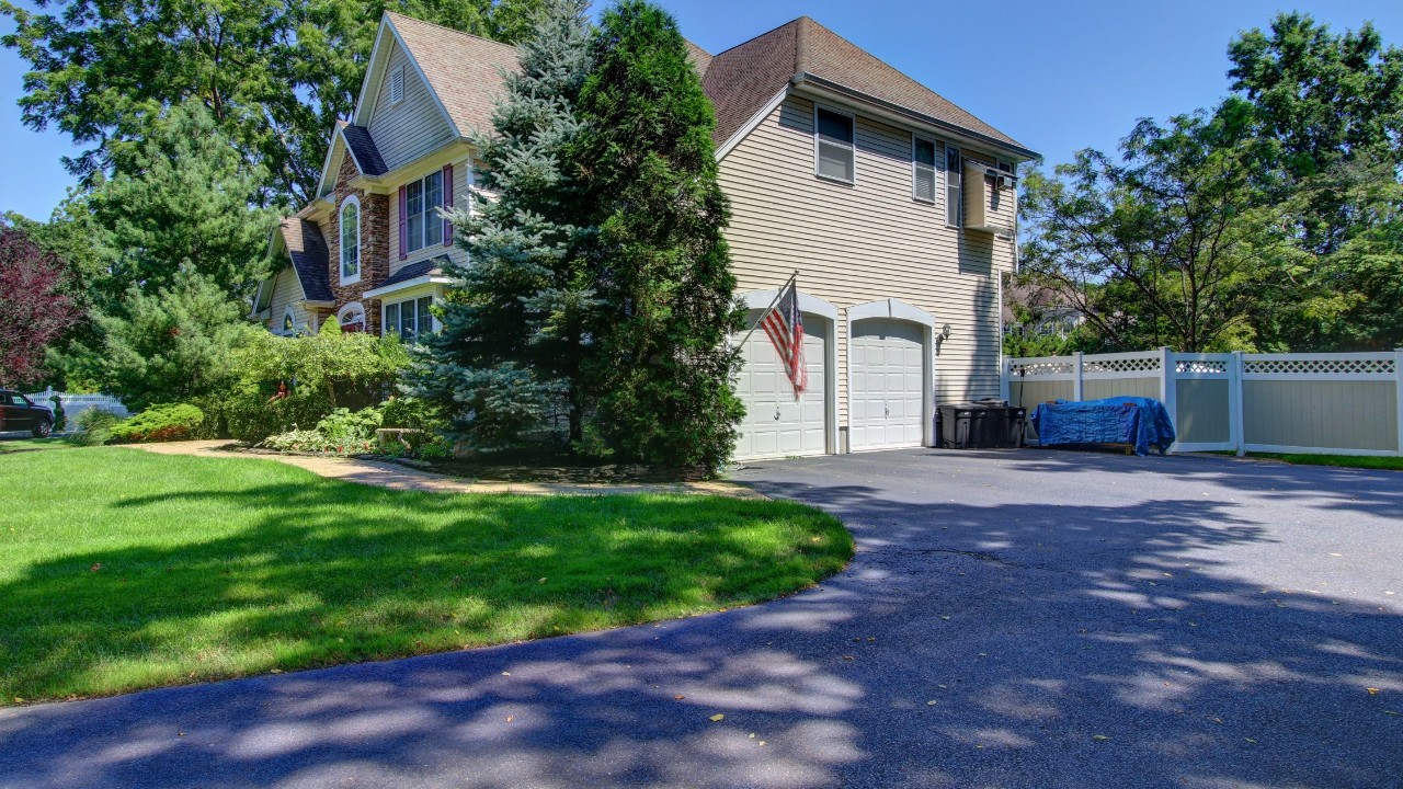 Front of House - Garage Side