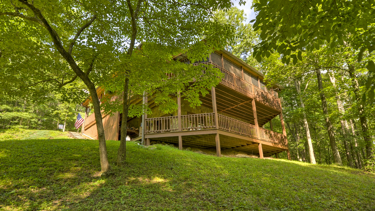 85 D J Lane, Ellijay, GA, 30540 Scene 4