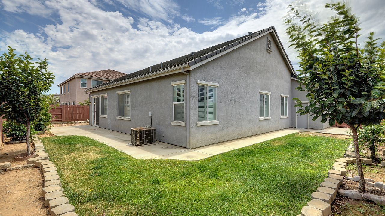 9368 Roan Ranch Circle, Elk Grove, CA, 95624 Scene 4